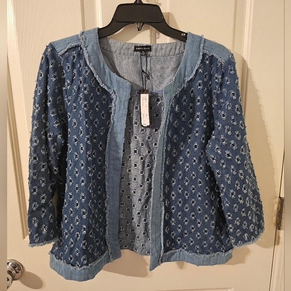 Rebecca Elliot Tops - Rebecca Elliot NWT Vintage 90s Distressed Denim Jacket 3/4 Sleeve Women’s Size M